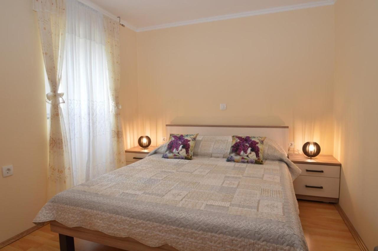 Apartment Hrasta Vrana  المظهر الخارجي الصورة